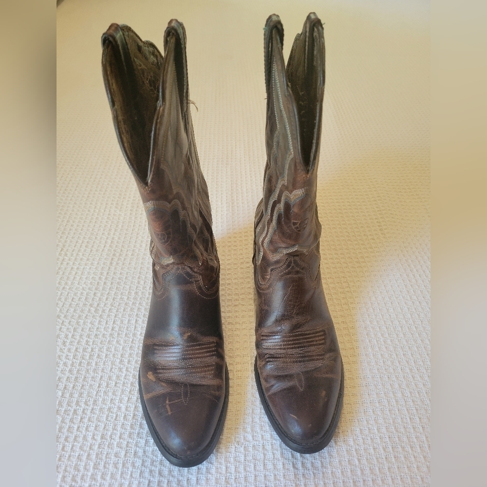 Ariat Distressed Leather Cowboy Boots - Picture 2 of 9